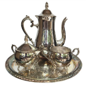 Silver Serverware Tea set Tea Pot in silver